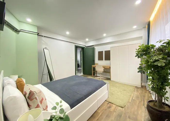 Comfortable In Fatih Apartment